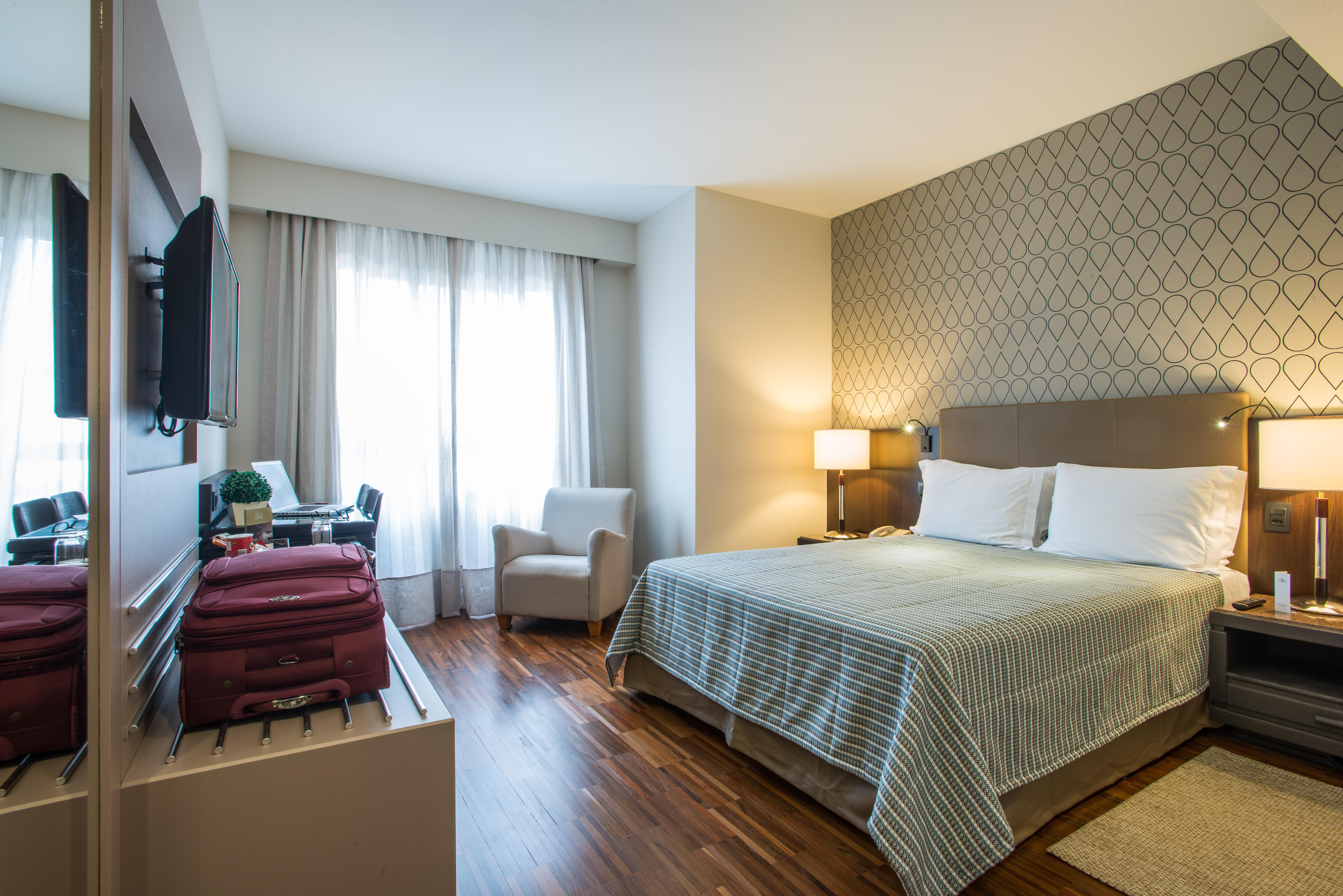 Bourbon Hotel & Suites クリチバ エクステリア 写真 A room at the hotel