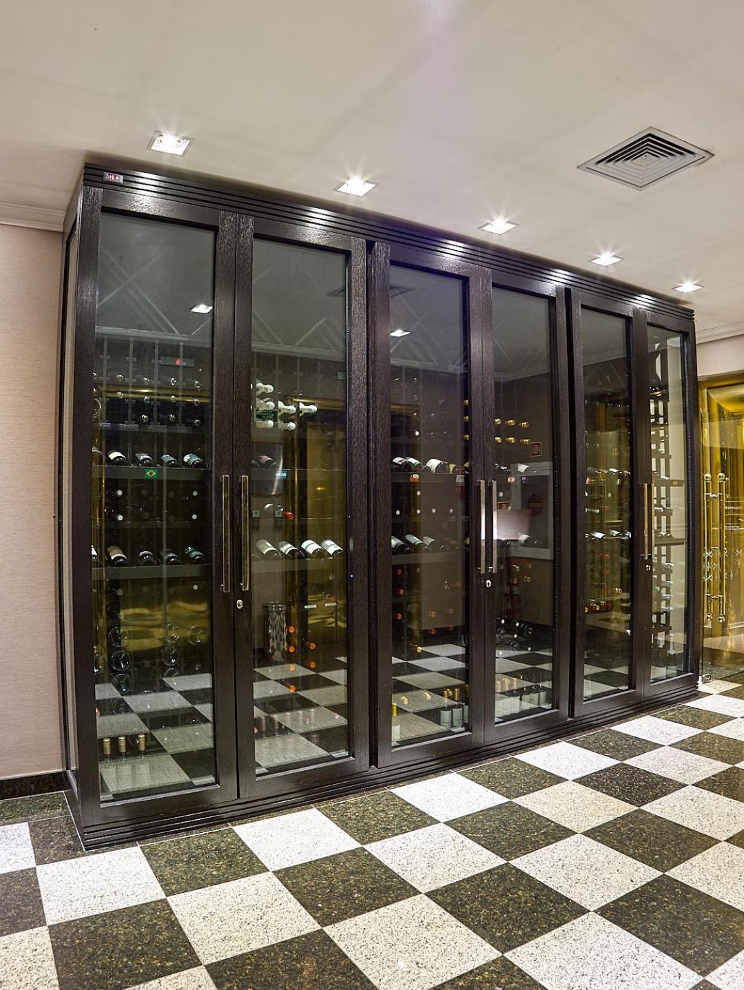 Bourbon Hotel & Suites クリチバ エクステリア 写真 Wine cellar