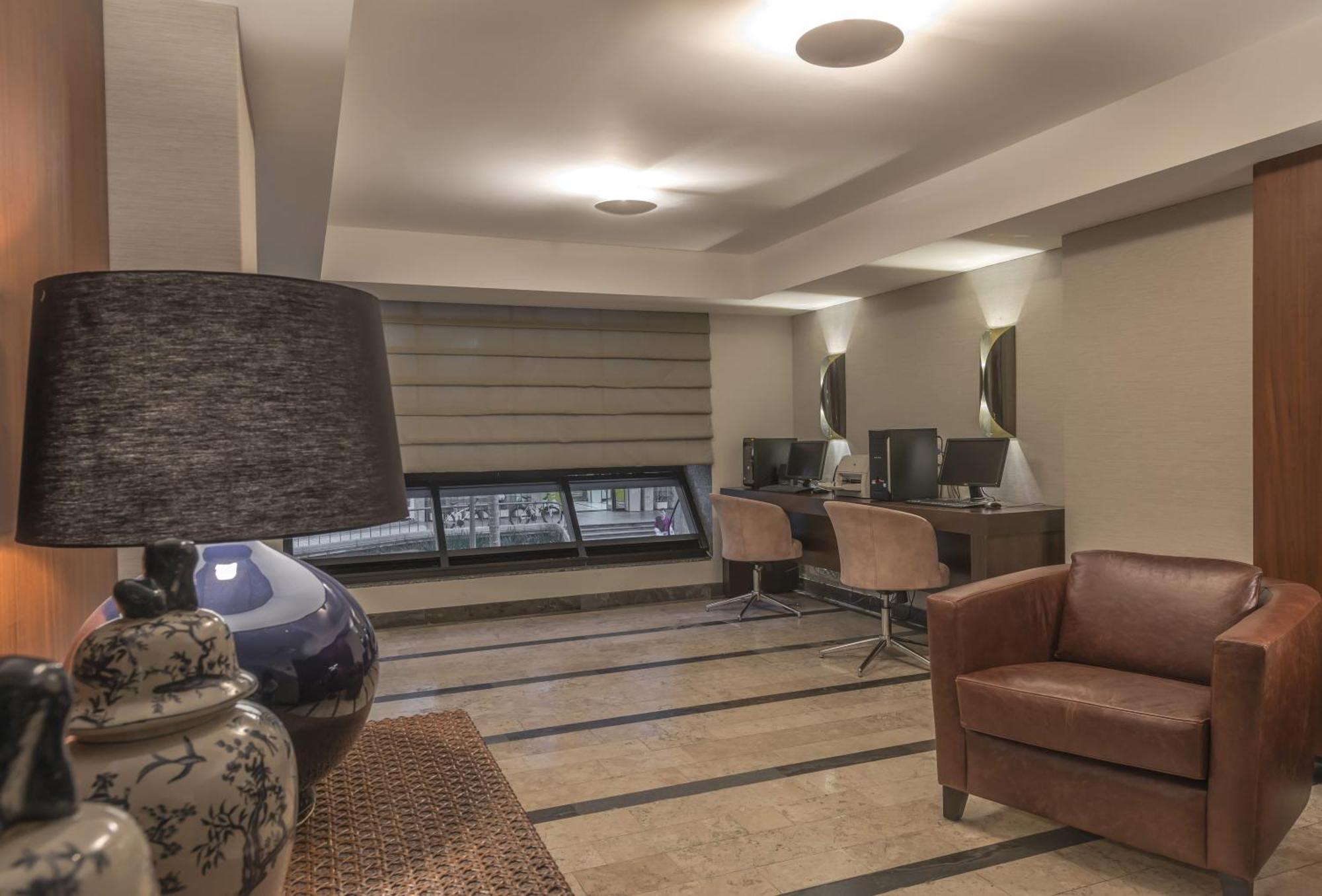 Bourbon Hotel & Suites クリチバ エクステリア 写真 Business Center